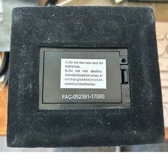 Disney Gallery of Light Jack & Sally Embrace Light Up Mini Nightmare Halloween - Picture 6 of 9